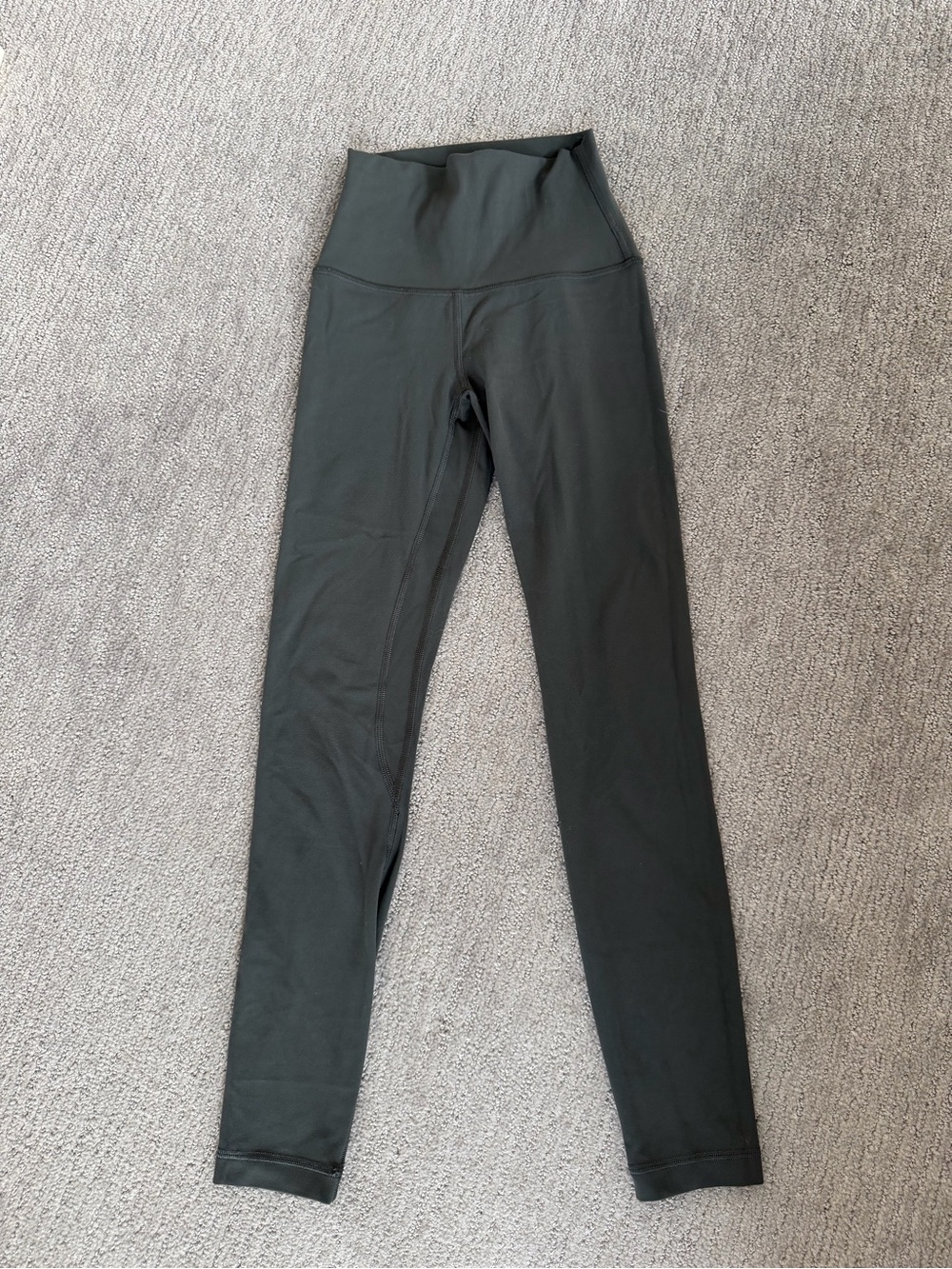 Lululemon Align Leggings, Size 0 - Picture 4 of 6